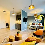 Klassen Stay - Exklusives Apartment Am Hbf - Kueche, Netflix, Kingsizebett